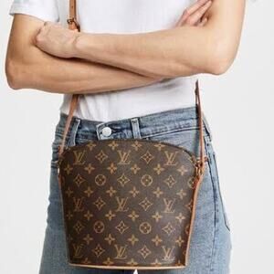 ⭐🔥AUTHENTIC🔥⭐Louis Vuitton Drouot Crossbody